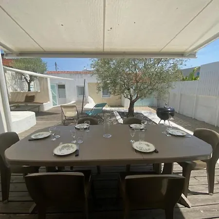 Les Elfes 150 M De La *