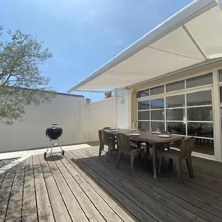 Villa Les Elfes 150 M De La *