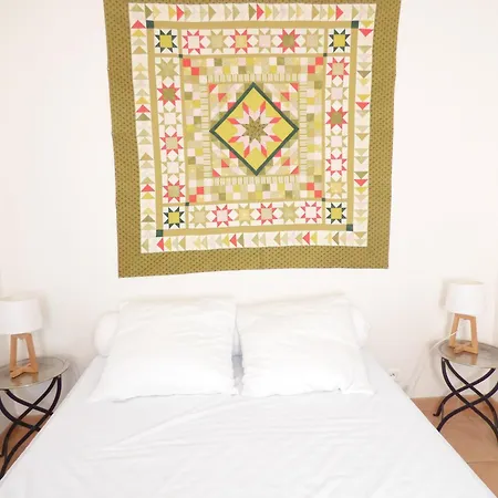 Les Elfes 150 M De La *