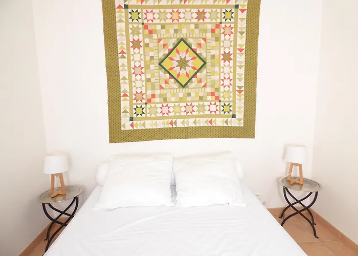 Les Elfes 150 M De La *